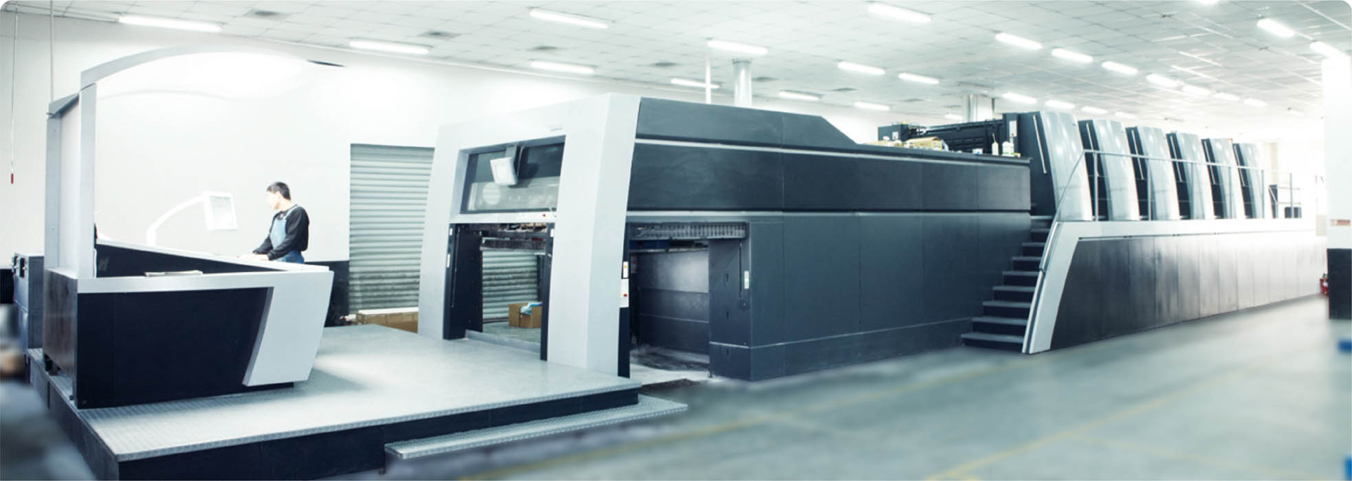 Liansheng Group was the first to bring in Heidelberg XL145-6+L (6 colors, full sized) in Asia. 